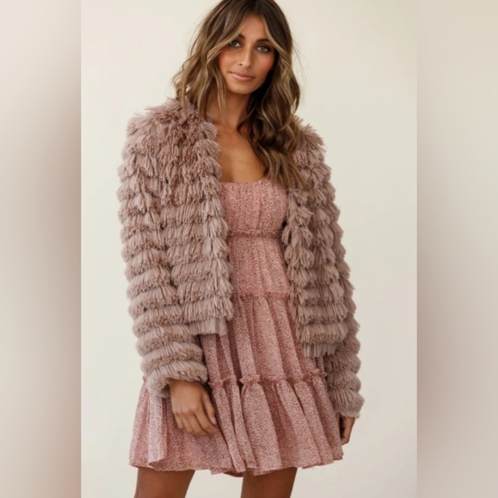 Like New! Shabby Chic Soft Shaggy Faux Fur Jacket Tan- Women's